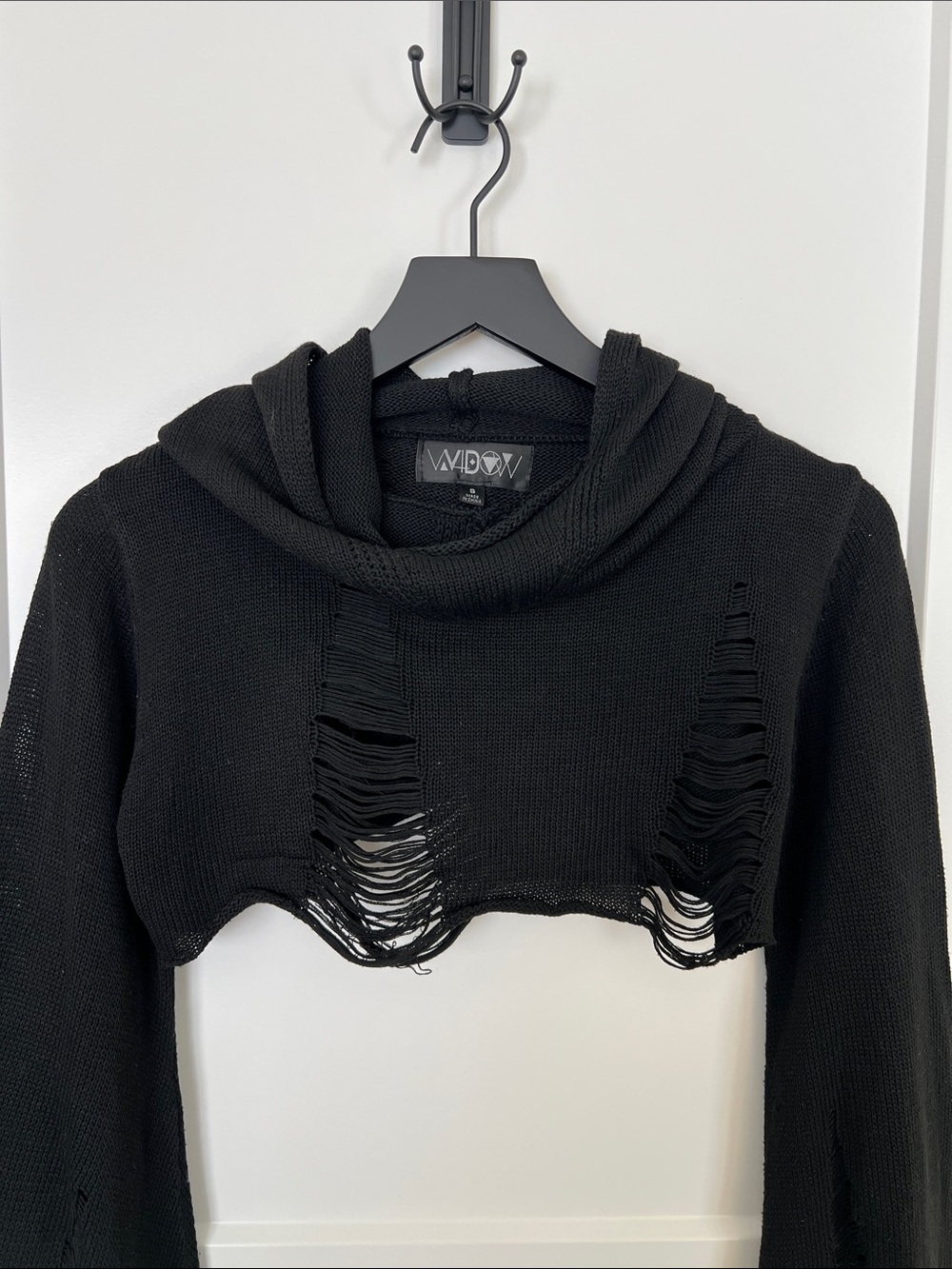 WIDOW Black Distressed Cropped Sweater Hoodie Top